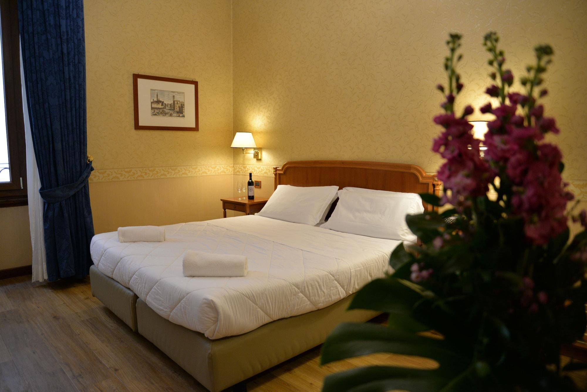 Strozzi Palace Hotel Φλωρεντία Εξωτερικό φωτογραφία