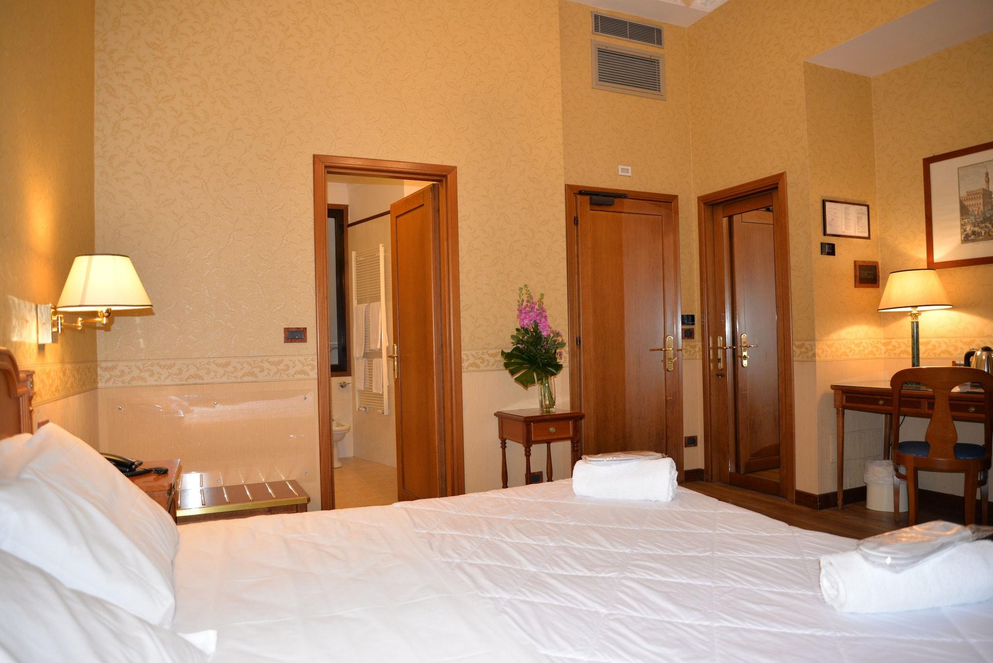 Strozzi Palace Hotel Φλωρεντία Εξωτερικό φωτογραφία